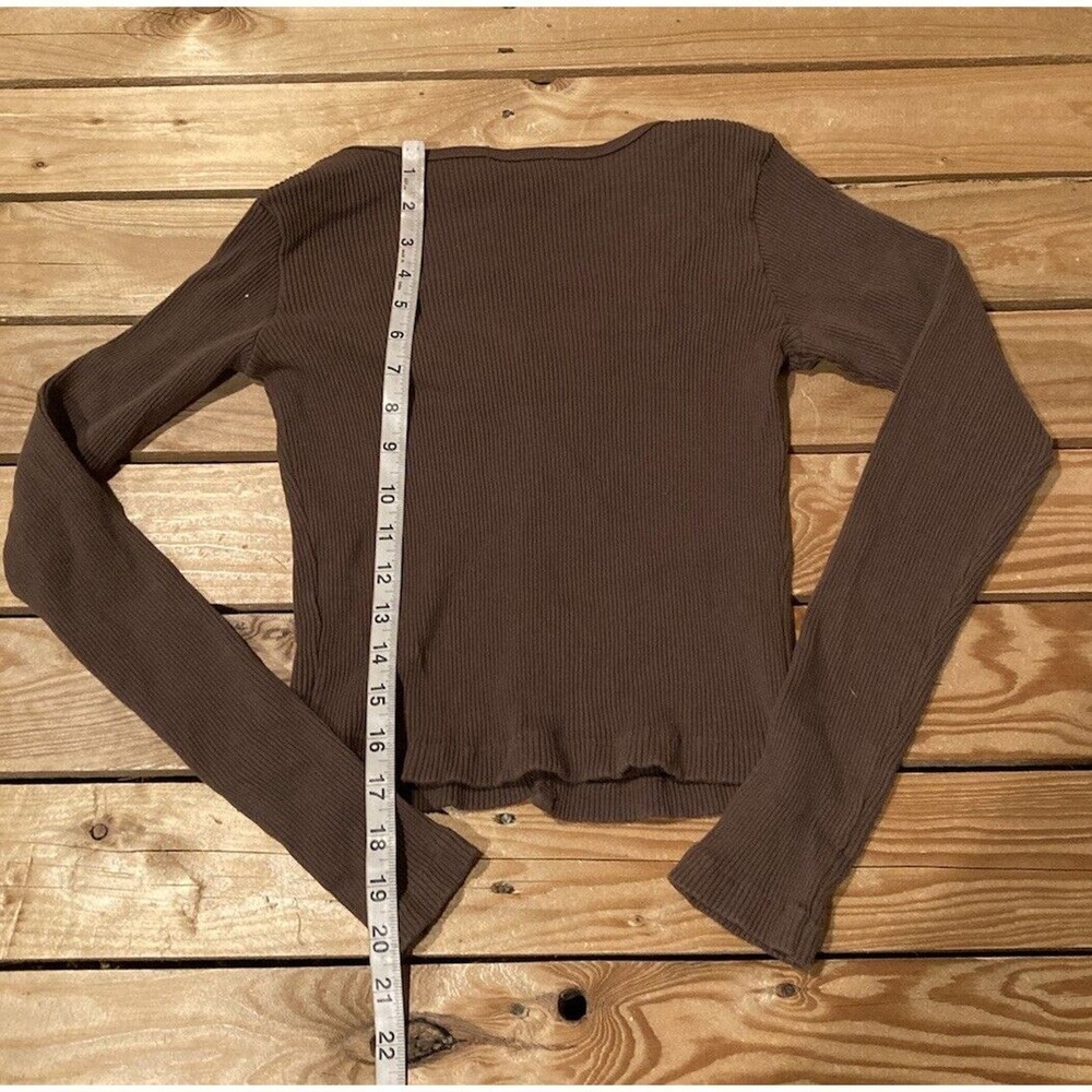 Brandy Melville Ribbed Button Front Top Size Small Women’s Brown - Picture 5 of 7